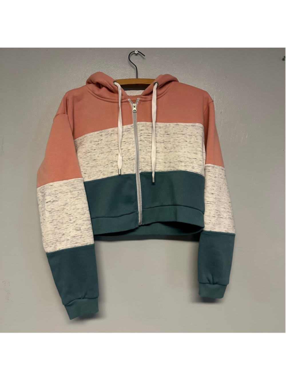 doublju Colorblock Cropped Hoodie Women’s Size Large Pink Teal heathered